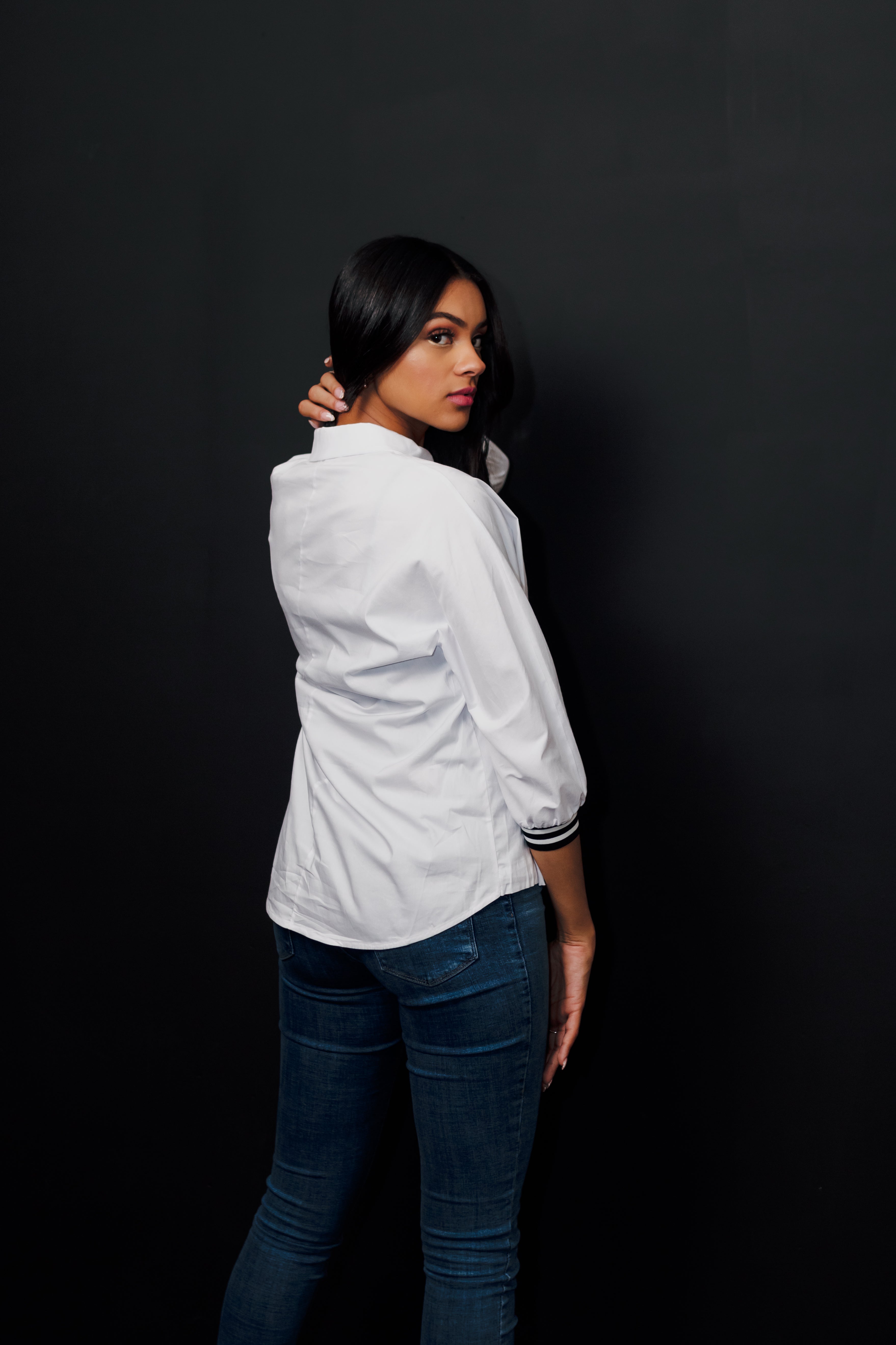 White Pull-Over Detailed Shirt