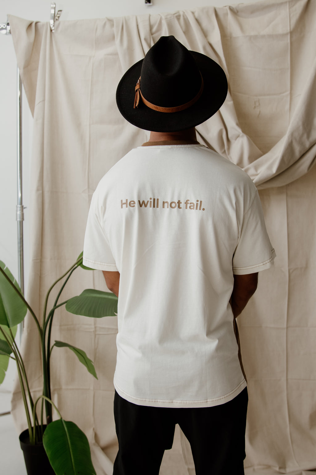 Trust God Tee (Oversized)