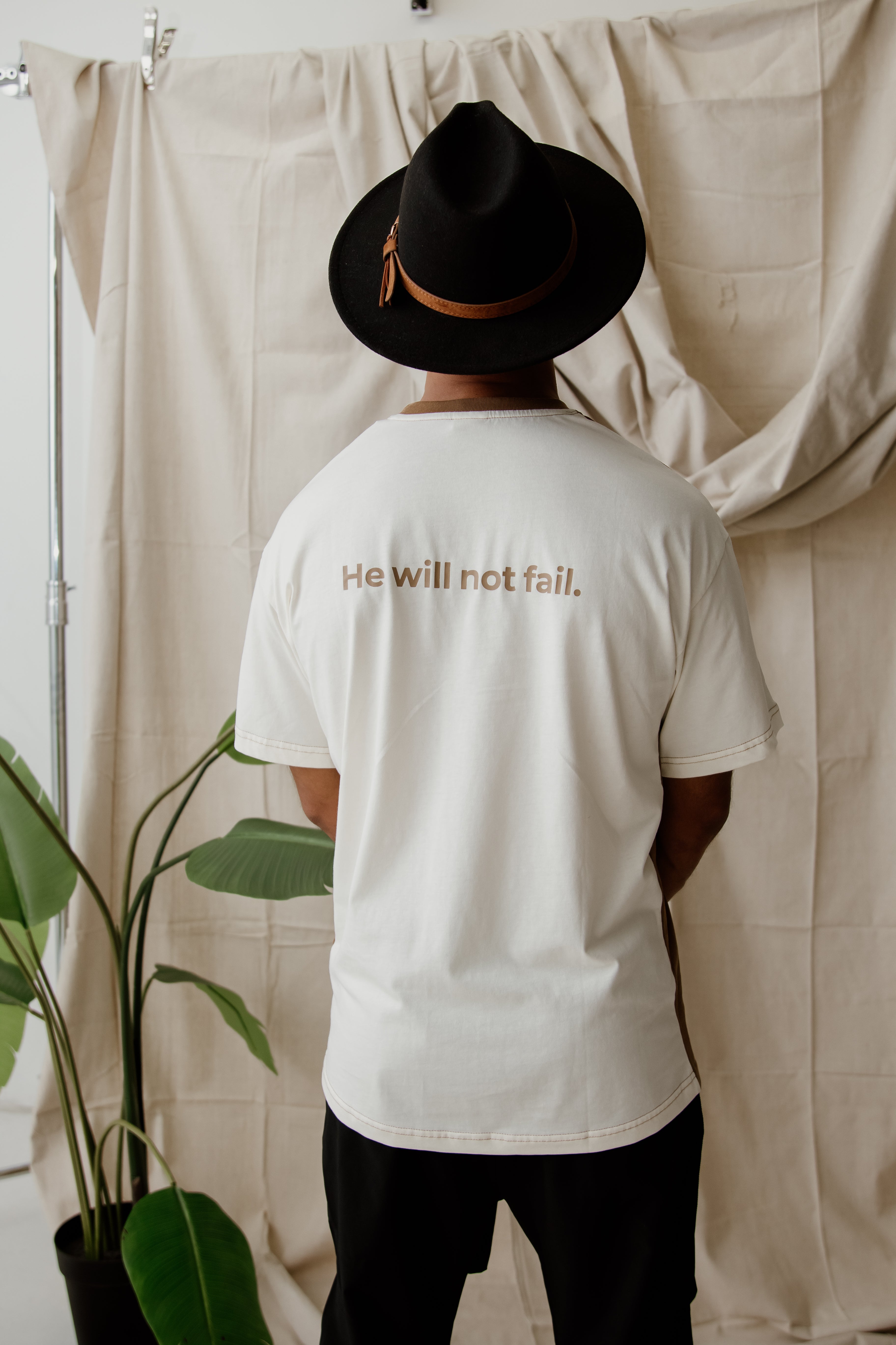 Trust God Tee (Oversized)