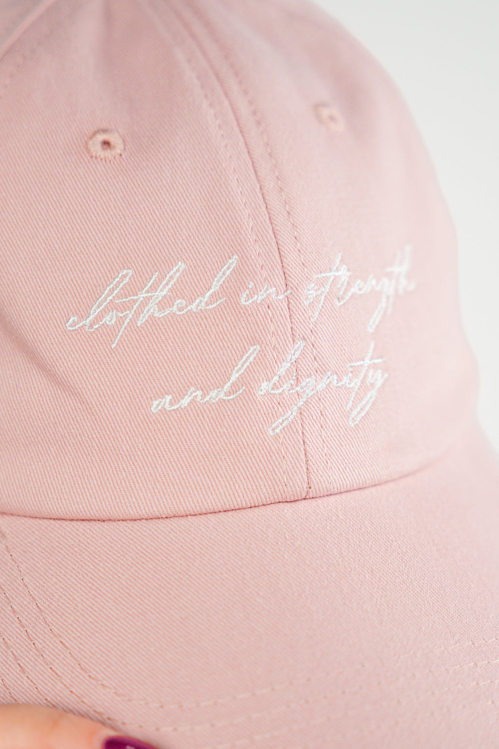 Prov 31:25 | Hat