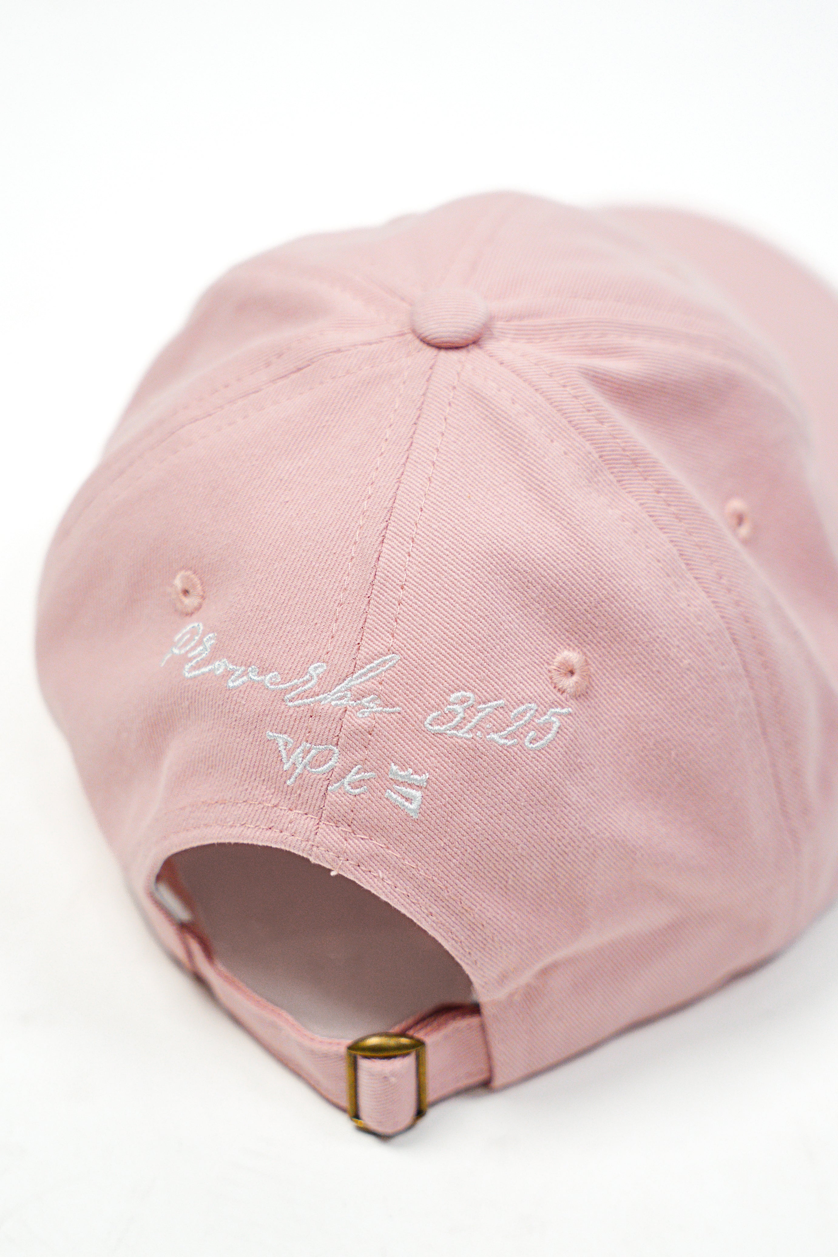 Prov 31:25 | Hat